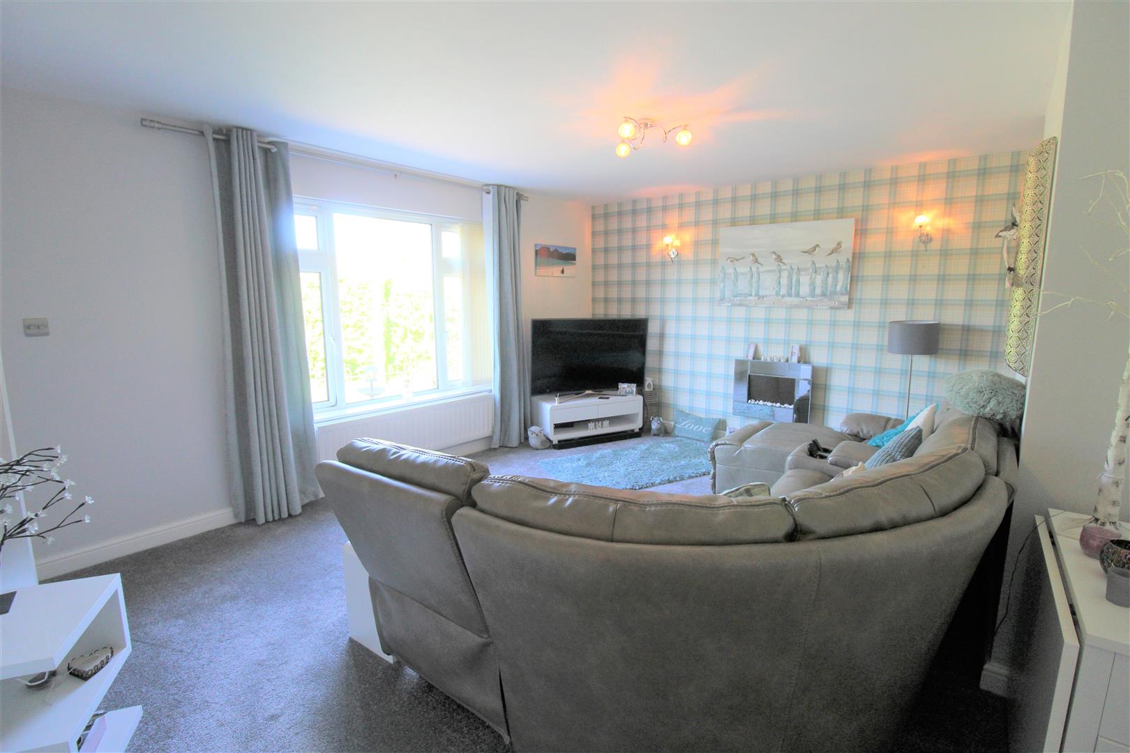 Trentside Road, Norton Green, Stoke-On-Trent